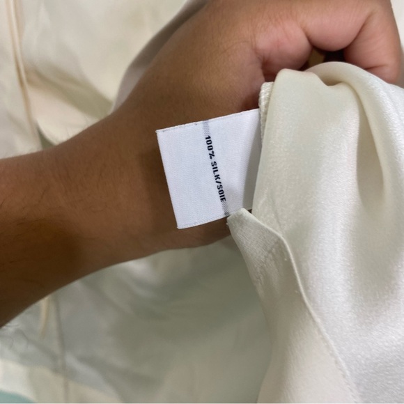 Lafayette 148 Silk Blouse Button Up Short Sleeve Cream Sz S‎ - Picture 4 of 7